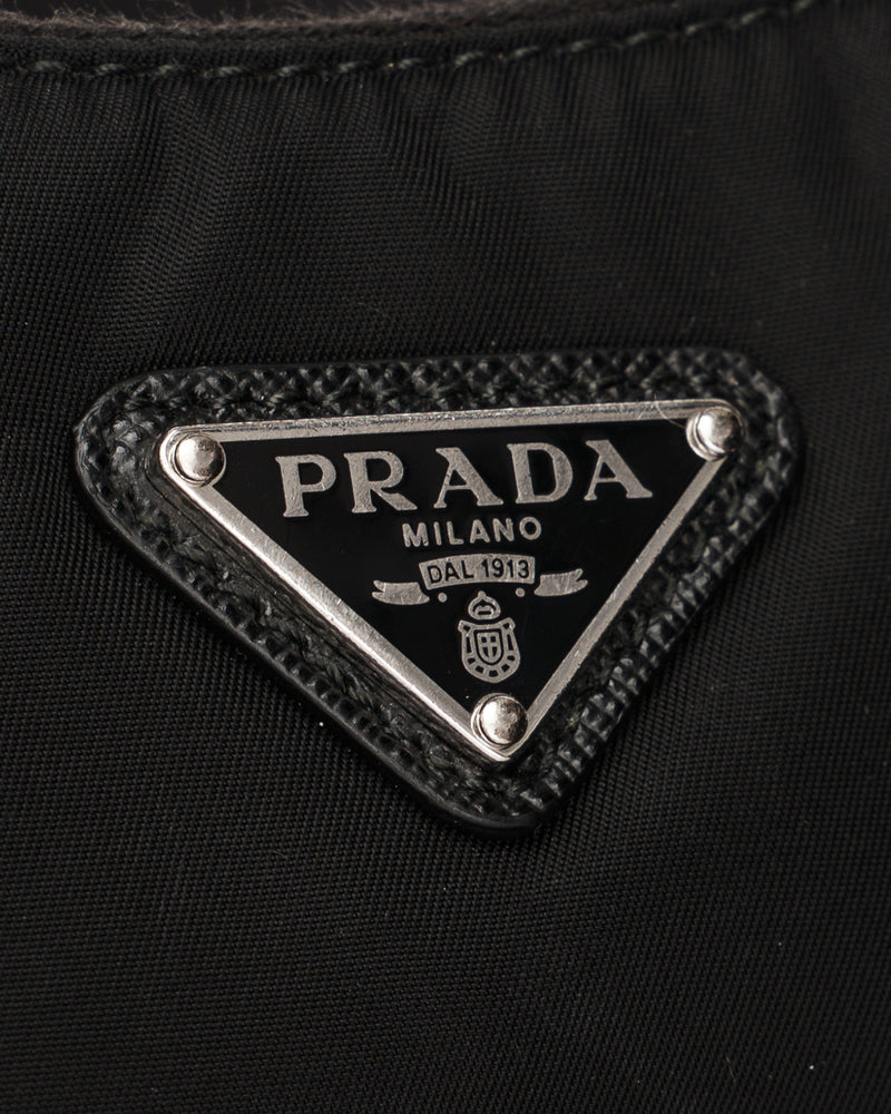 Prada Re-Edition 2005 Shoulder Bag thumbnail