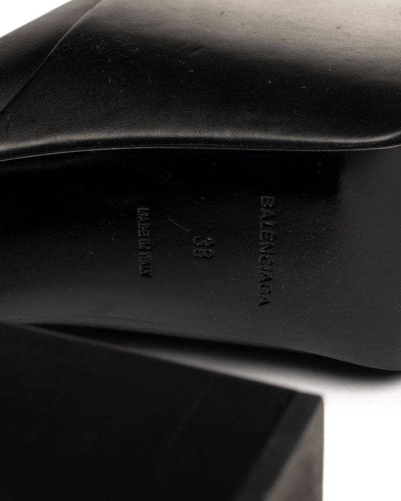 Balenciaga high-knee platform black leather boots thumbnail