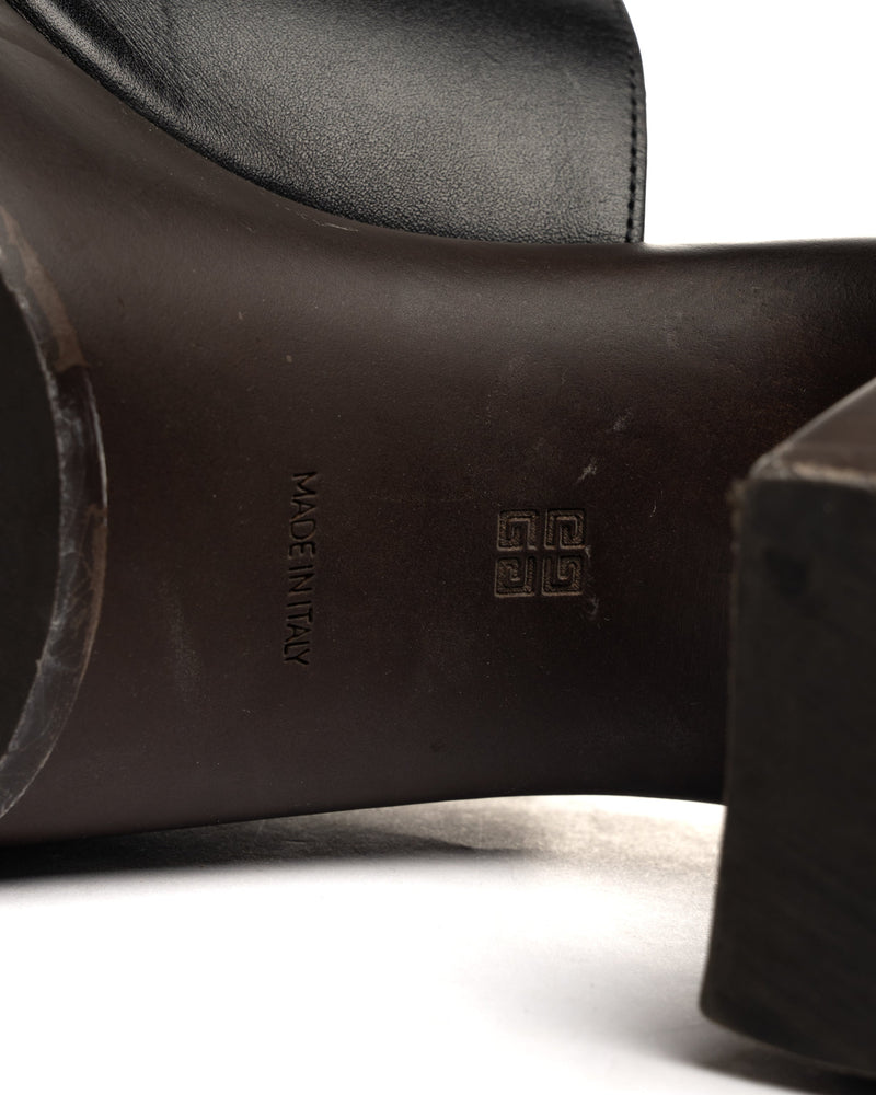 Givenchy G Clog leather mule thumbnail