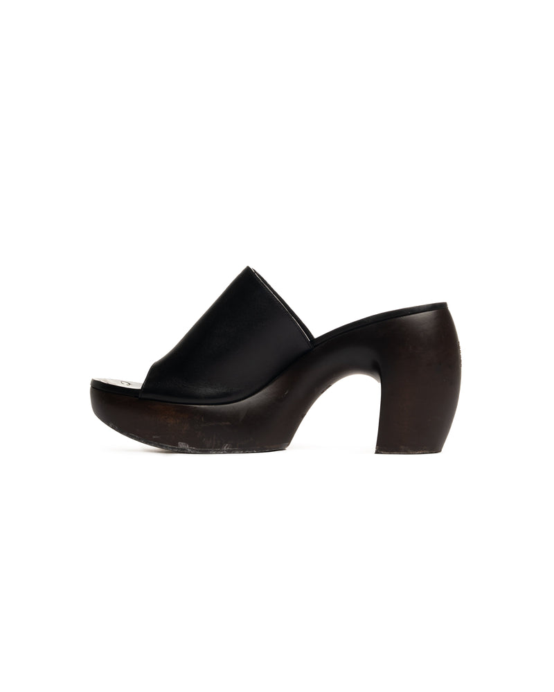 Givenchy G Clog leather mule thumbnail