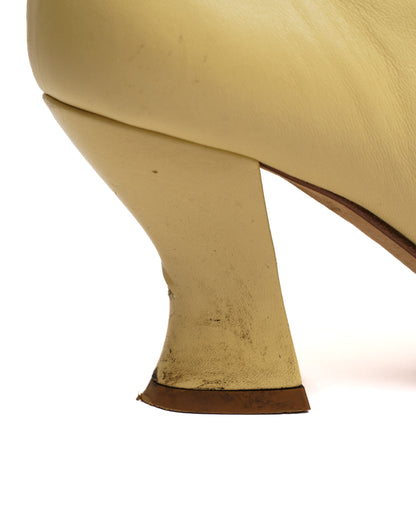 Bottega Veneta Almond Pumps Butter Champagne Nappa