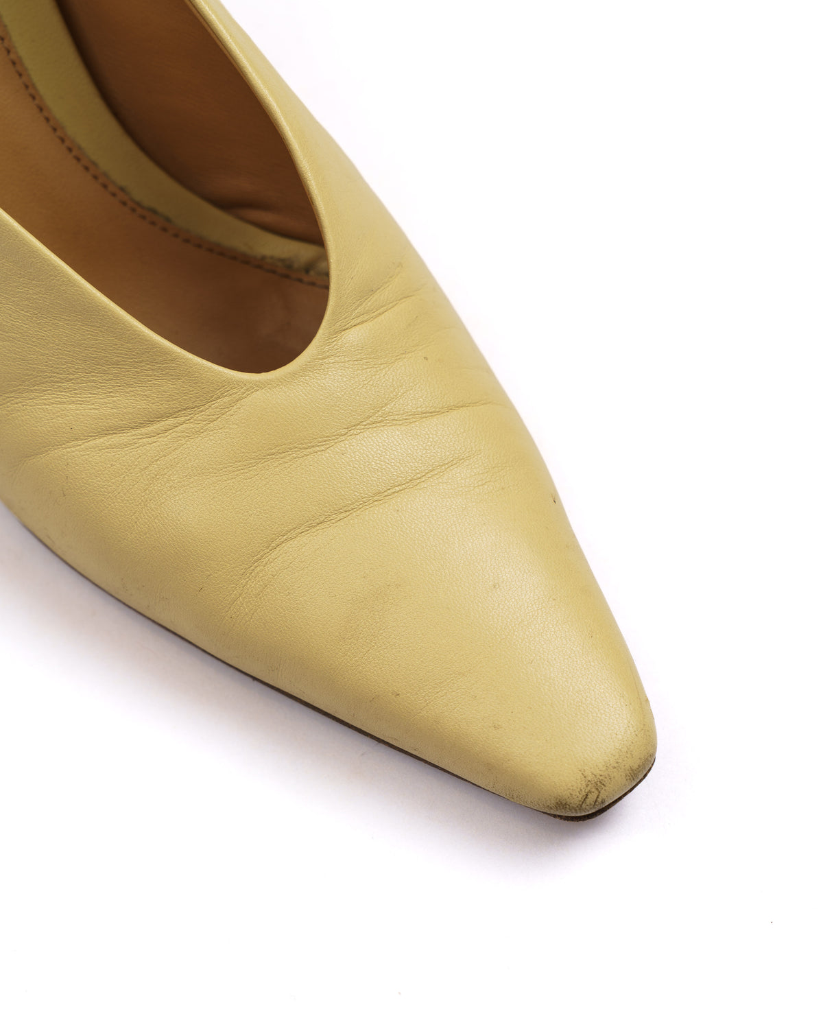 Bottega Veneta Almond Pumps Butter Champagne Nappa