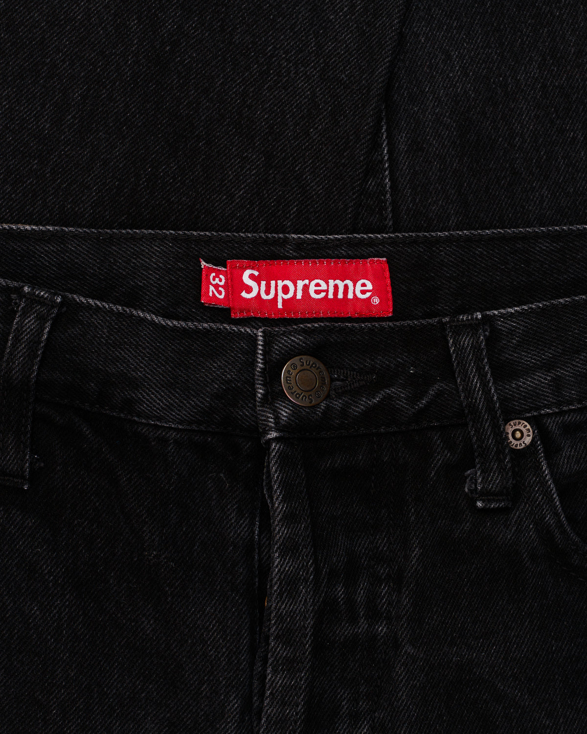 Supreme Slim Jeans Washed Black