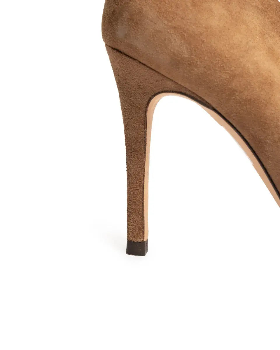 Carolina Herrera cut-out beige suede ankle boots
