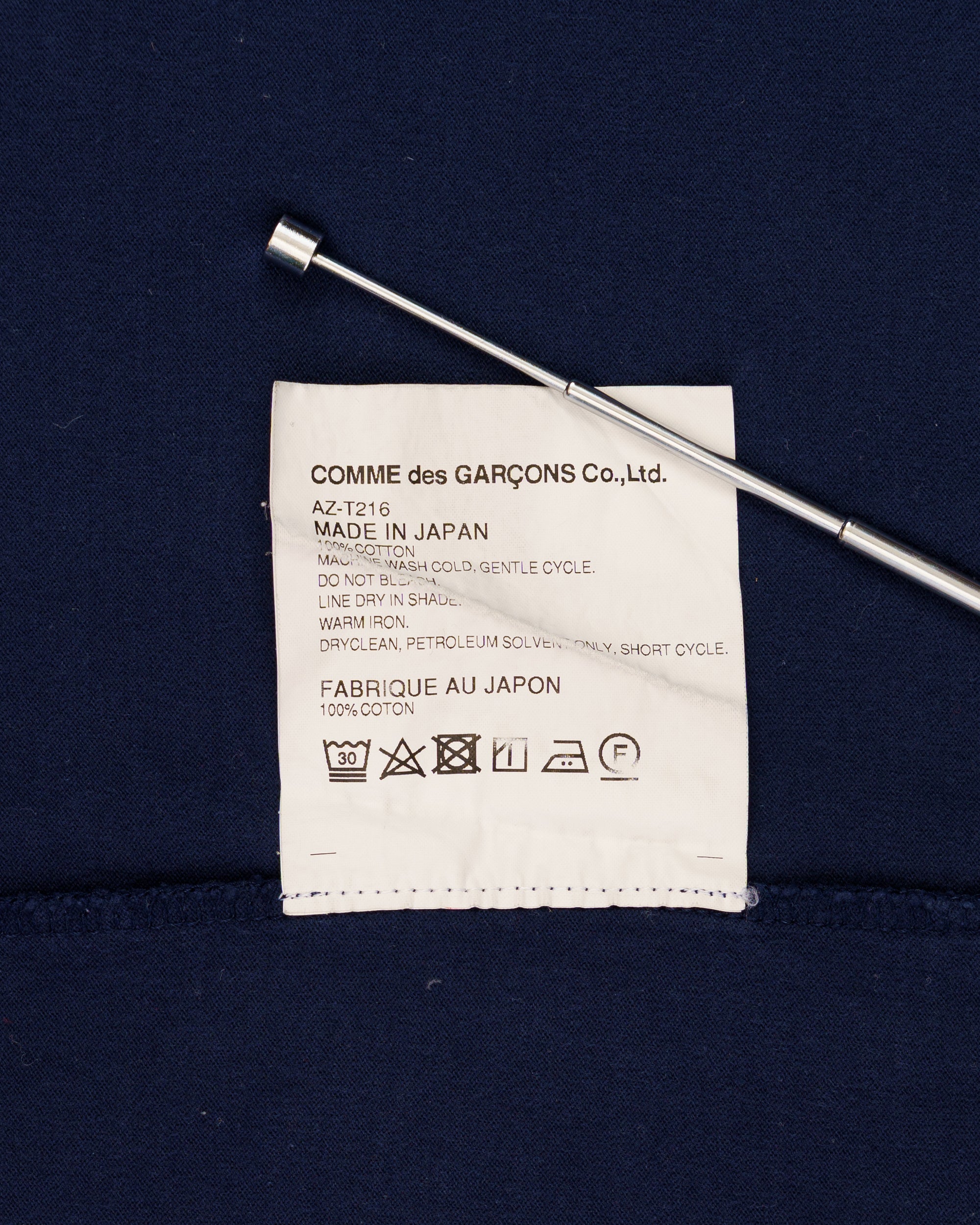 COMME des GARÇONS PLAY gold logo patch t-shirt