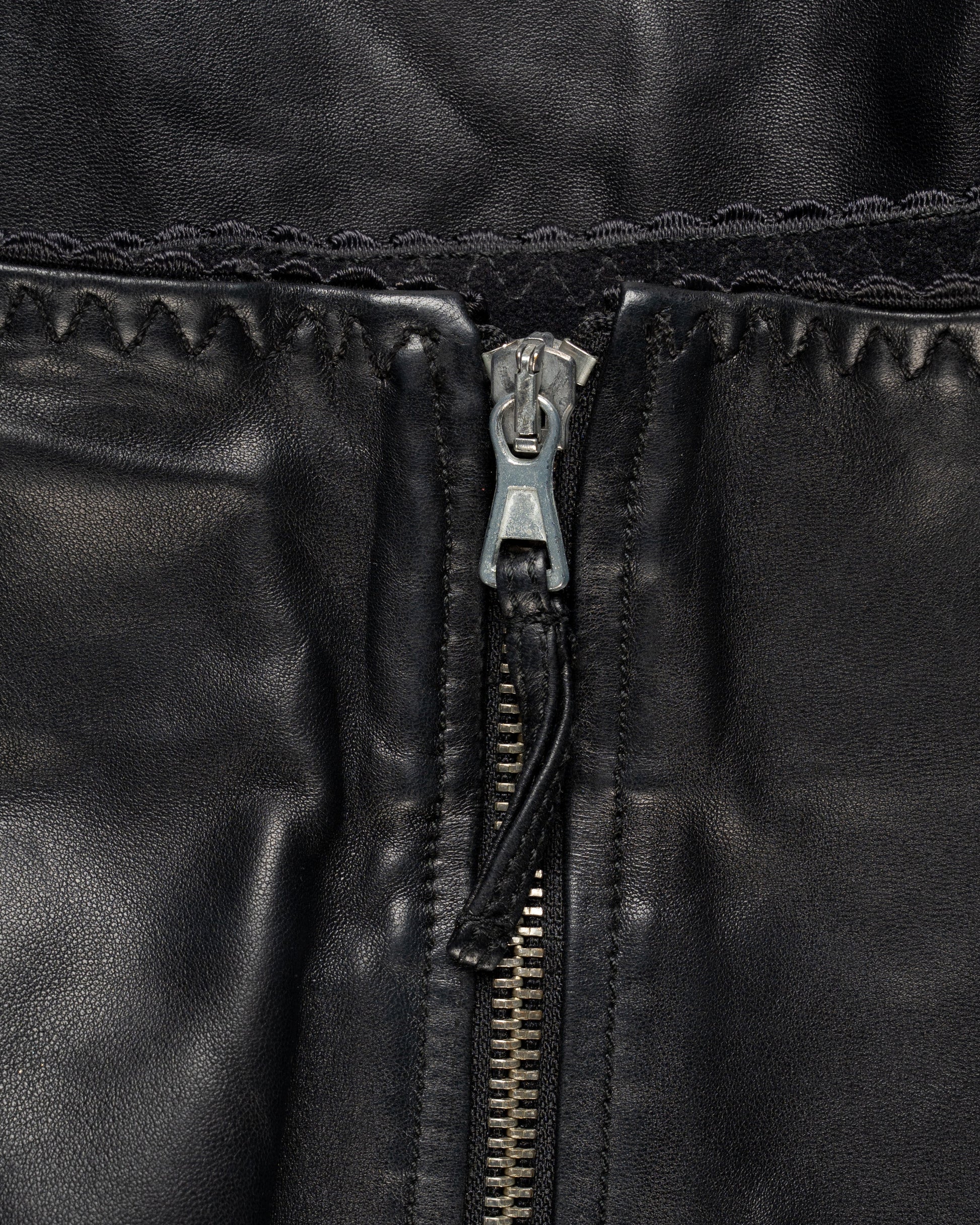 Jean Paul Gaultier Re-edition Printemps-été 1987 leather panelled mini skirt Jean
