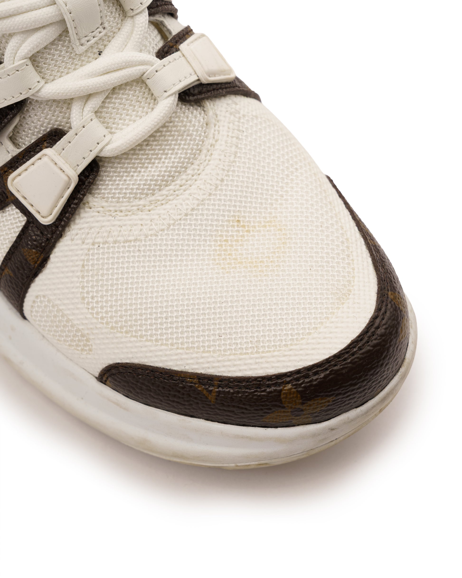 LV ARCHLIGHT SNEAKERS WHITE image