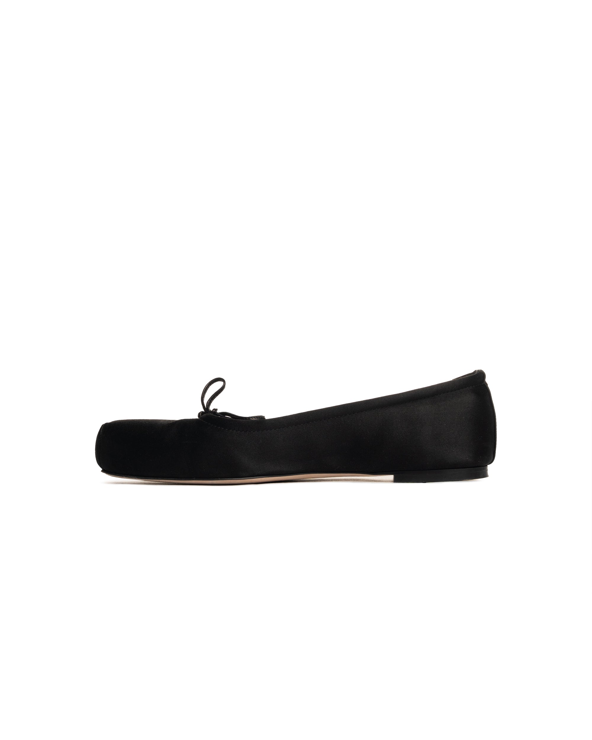 Aeyde Gabriella satin black flats