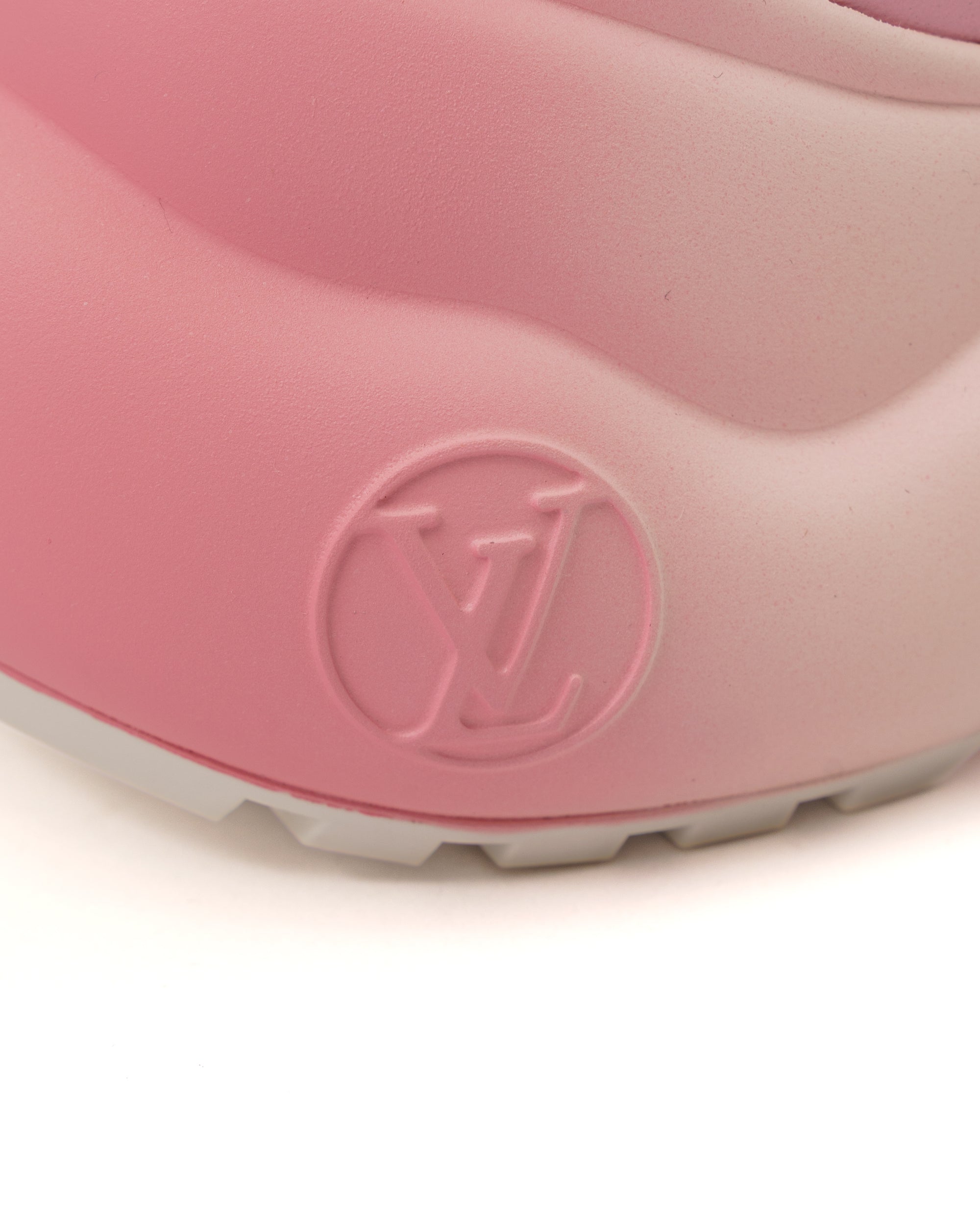 Louis Vuitton Archlight, pink/silver