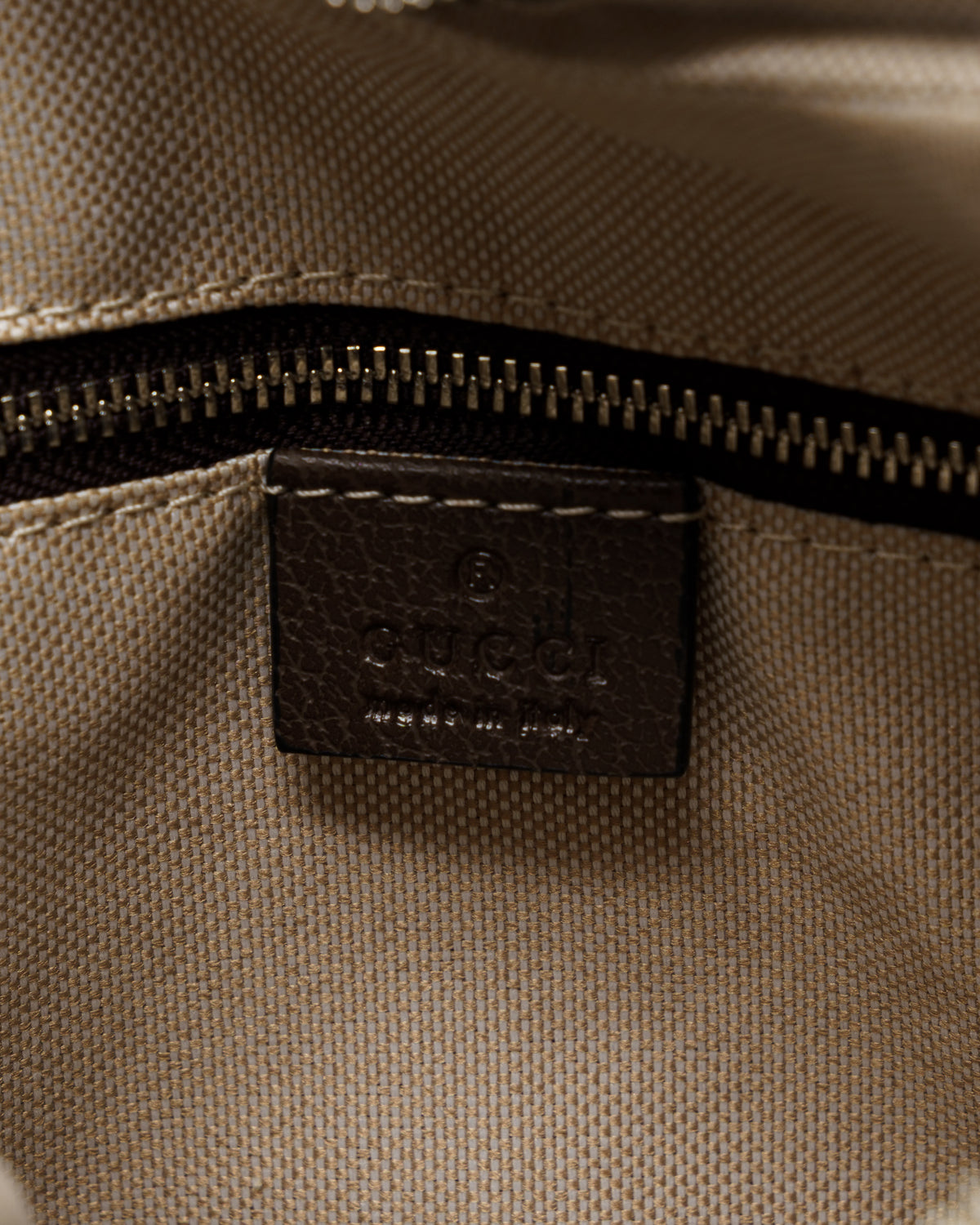 Gucci "GG" Supreme monogram metal attache shoulder bag