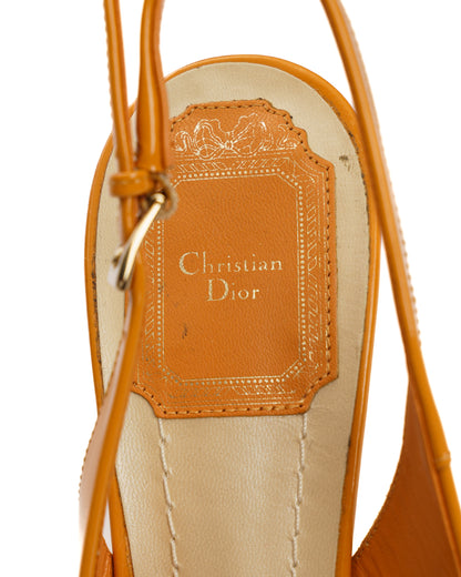 Christianior initial logo patent leather orange platform heels-2