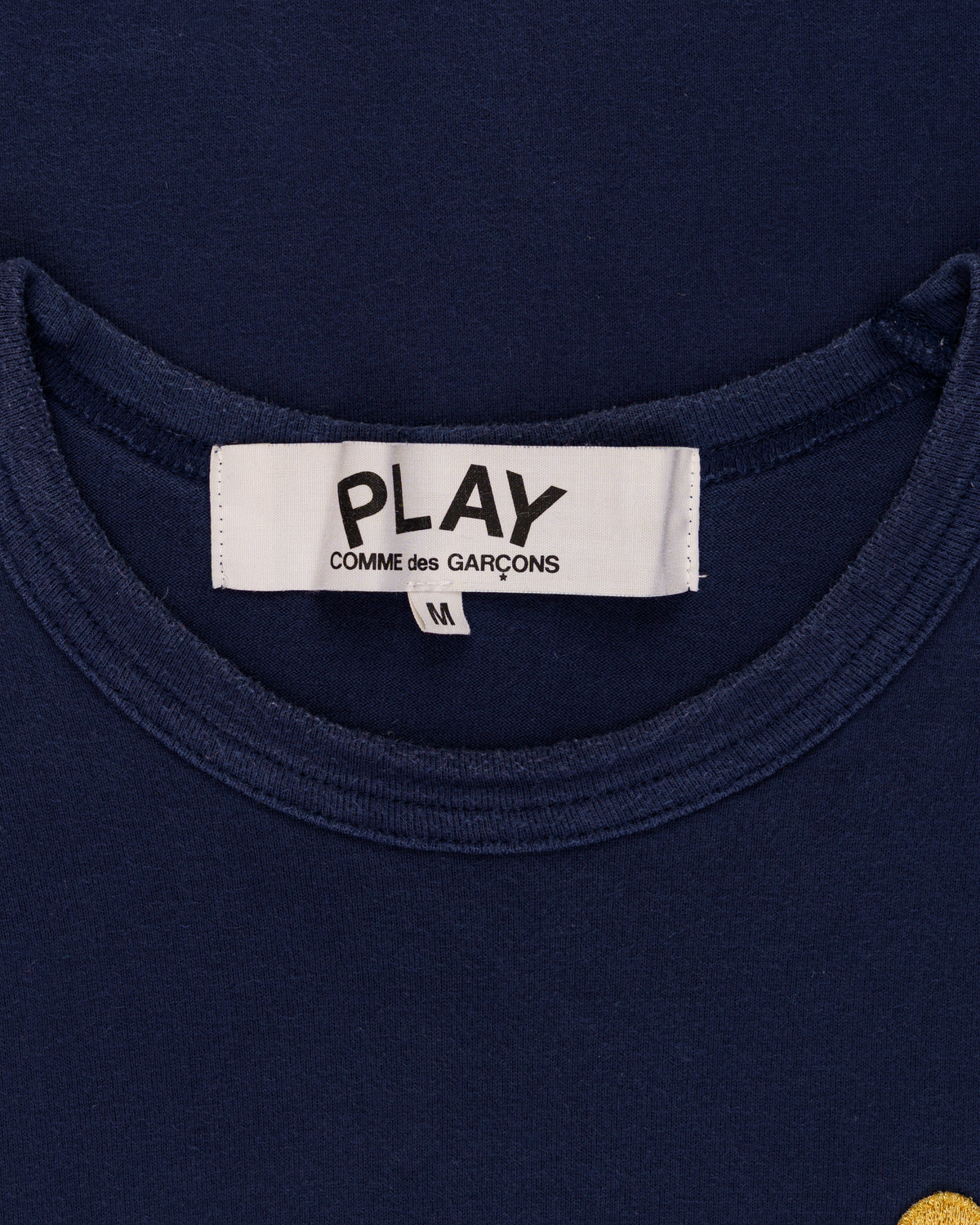 COMME des GARÇONS PLAY gold logo patch t-shirt