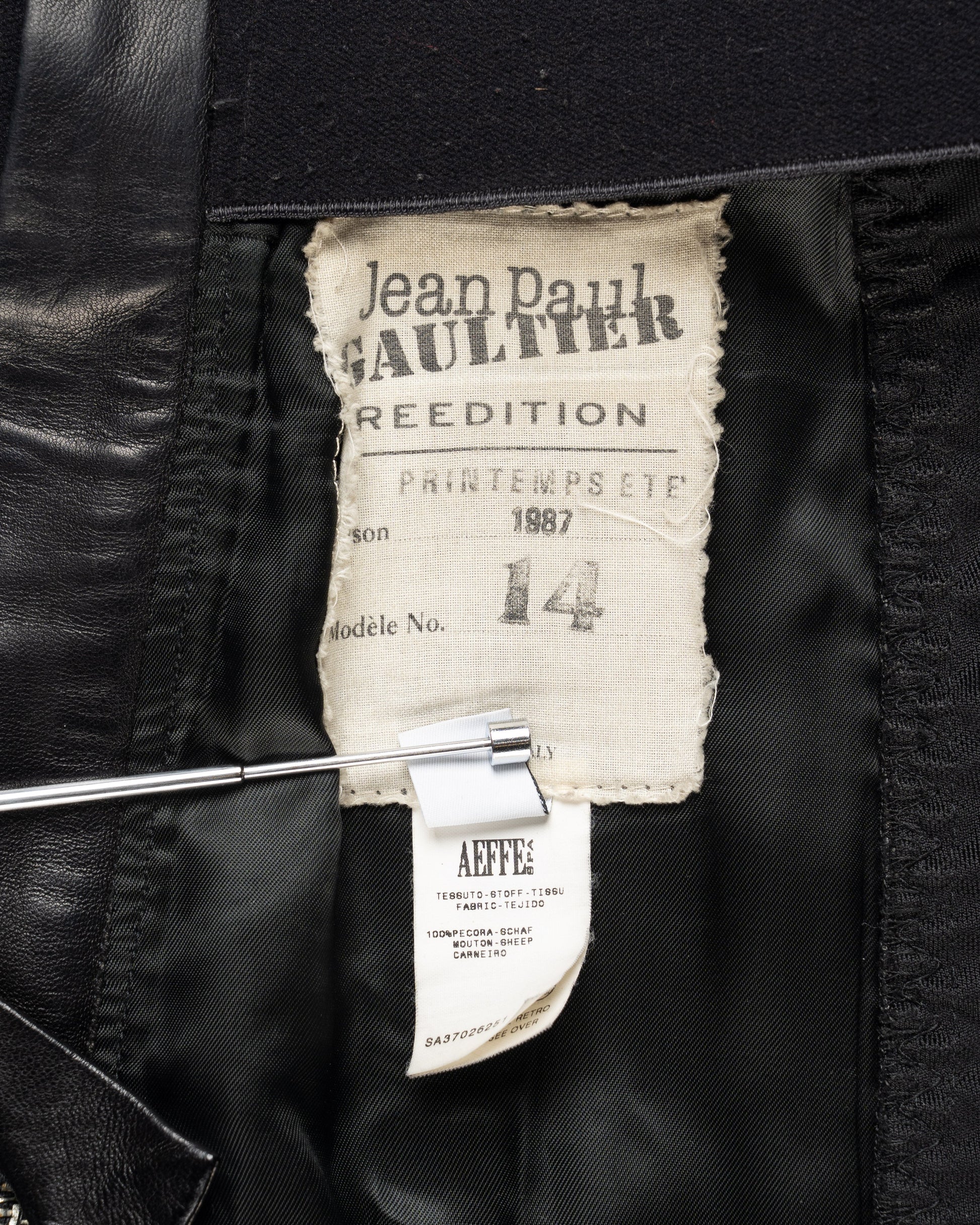 Jean Paul Gaultier Re-edition Printemps-été 1987 leather panelled mini skirt Jean