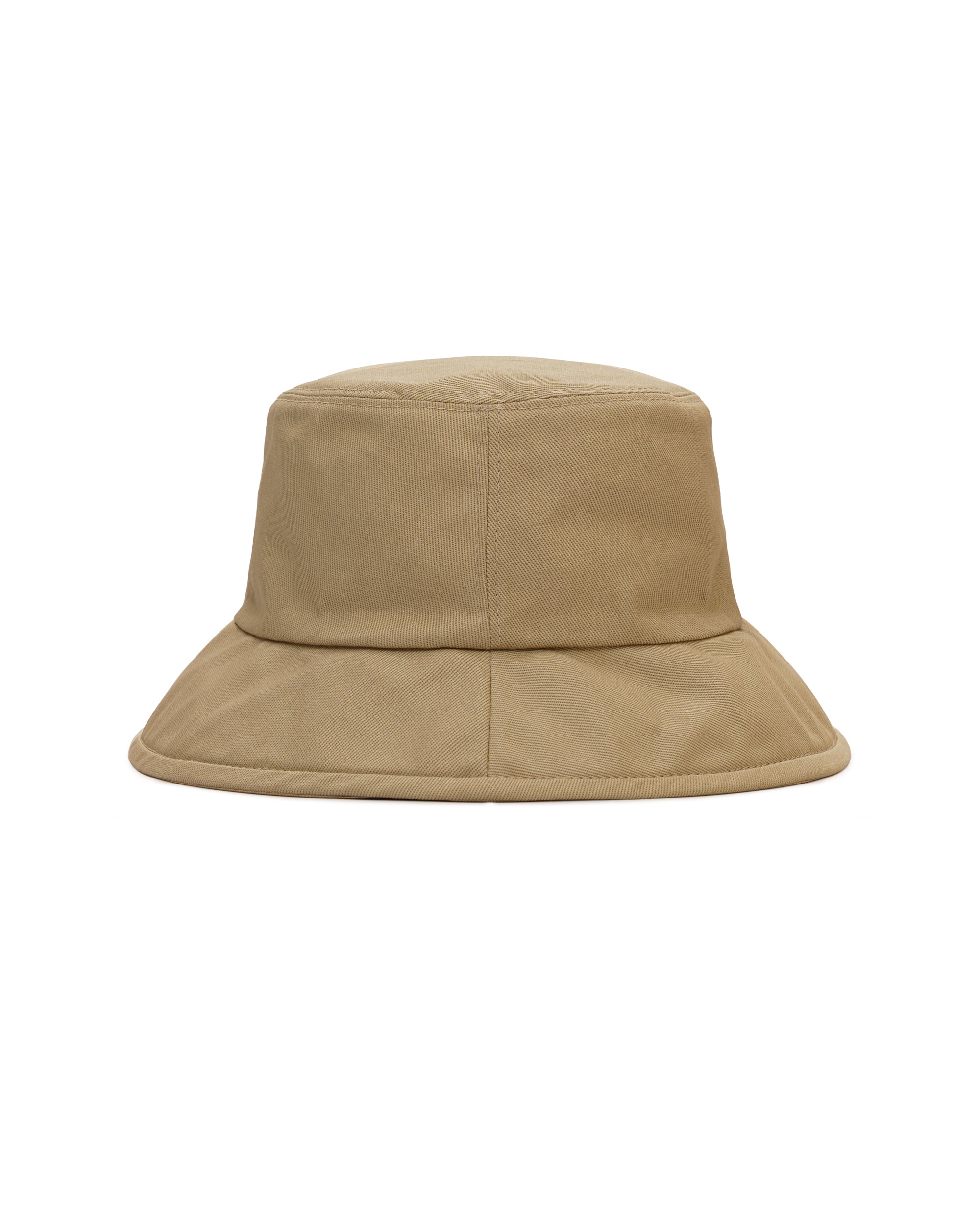 Gucci Bucket Hat "Quelle qu'en soit la saison"