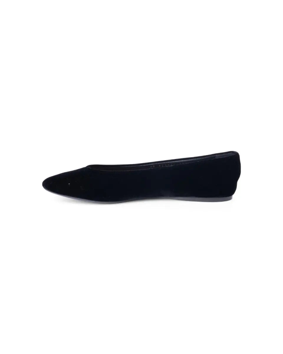 Saint Laurent Gio velvet ballet flats
