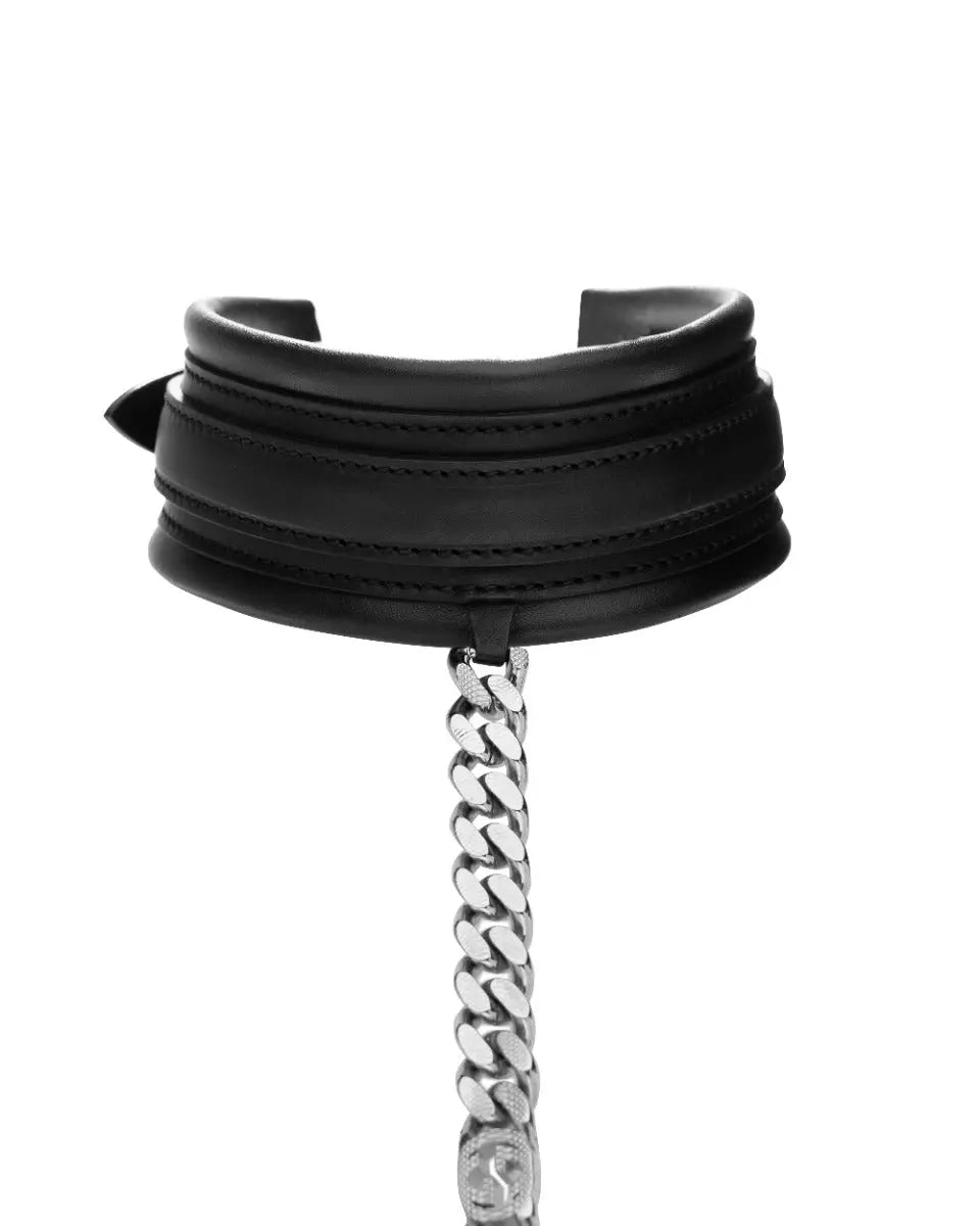 Gucci leather collar choker on silver cuban link chain Gucci