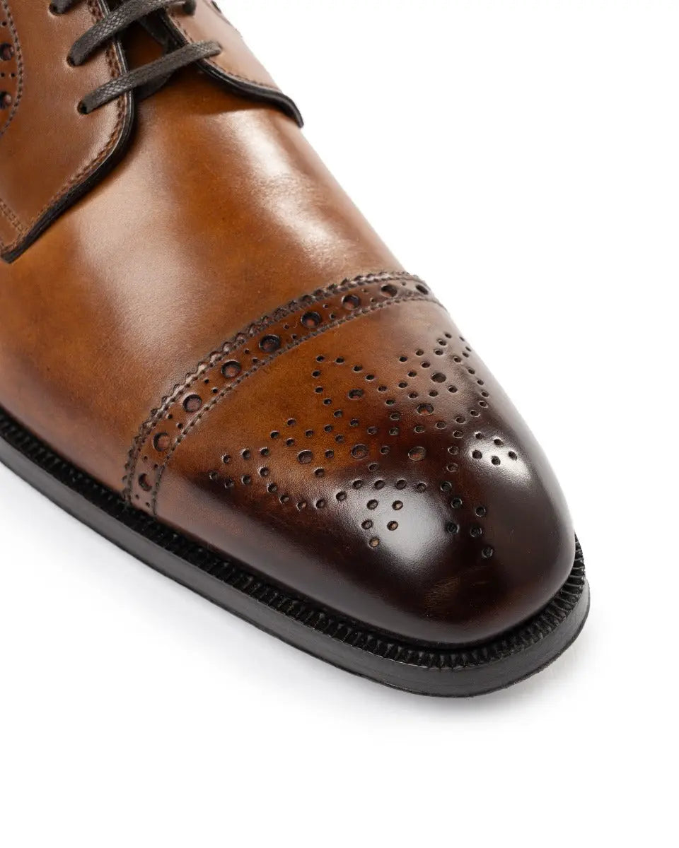 Tom Ford Edward Med Cap Wing brown leather derby